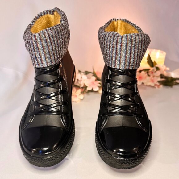 Black, Waterproof Sneakers NWOT - Picture 2 of 11